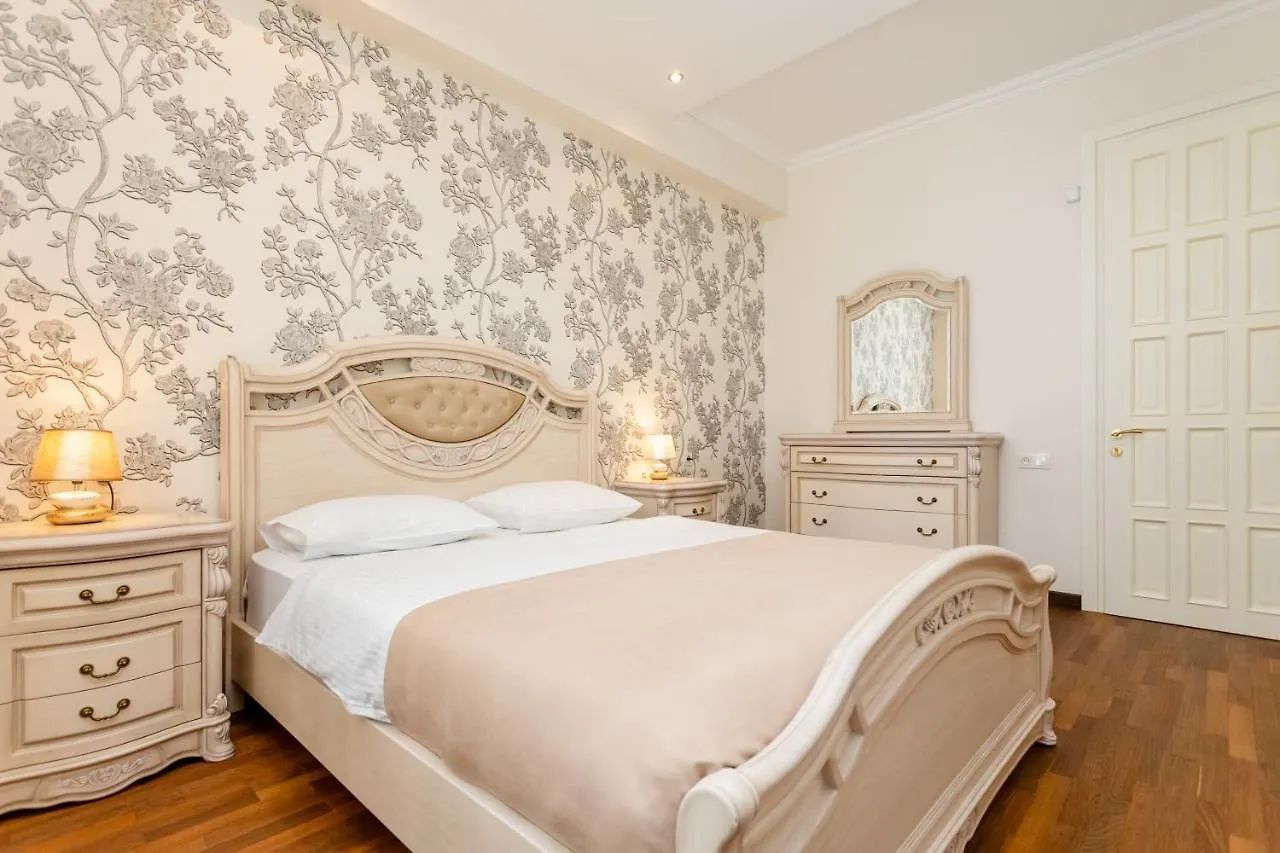 3Bd-2Bth Apartment In Tbilisi City Center