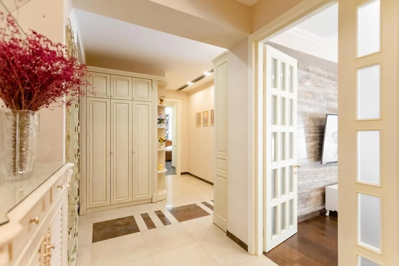 3Bd-2Bth Apartment In Tbilisi City Center